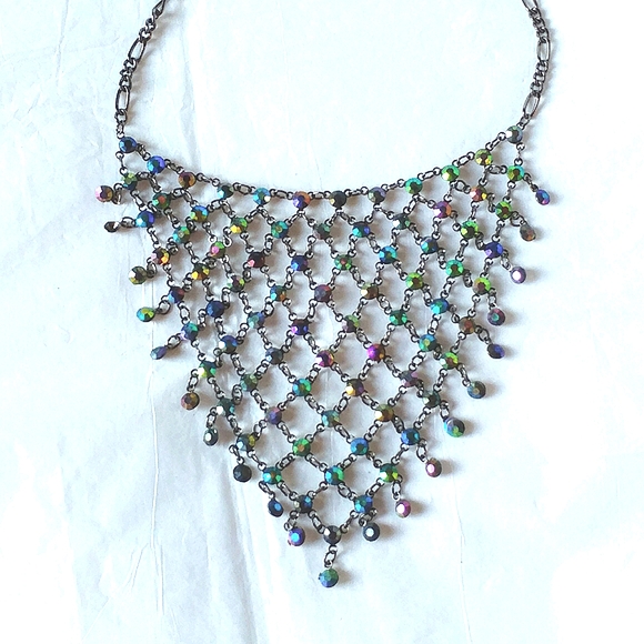 🦋 IRRIDESCENT MULTI-COLOR RHINESTONE BIB NECKLACE - Picture 6 of 9